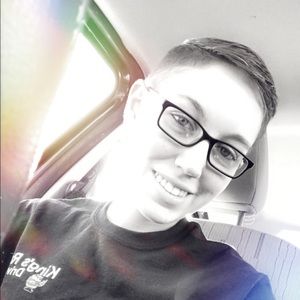 Meet your Posher, Krysta